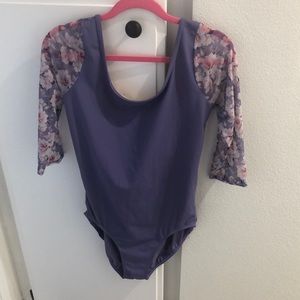 Floral lavender leo